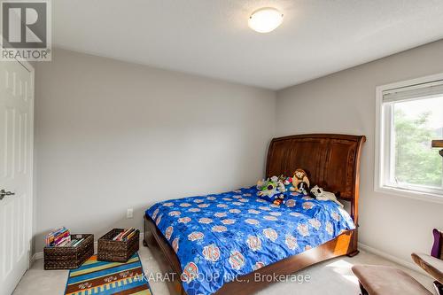 3320 Cline Street, Burlington, ON - Indoor Photo Showing Bedroom