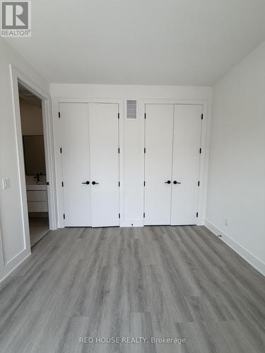 143 Everett Common, St. Catharines, ON - Indoor Photo Showing Garage