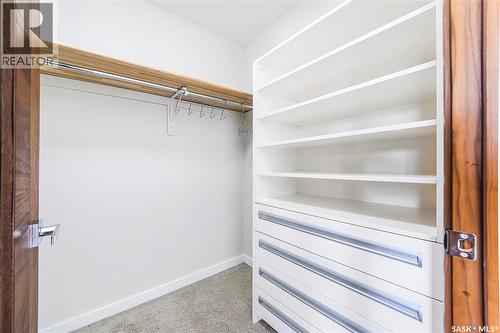 435 Pichler Crescent, Saskatoon, SK - Indoor With Storage