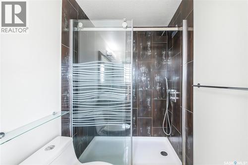 435 Pichler Crescent, Saskatoon, SK - Indoor Photo Showing Bathroom