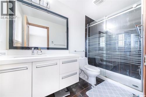 435 Pichler Crescent, Saskatoon, SK - Indoor Photo Showing Bathroom