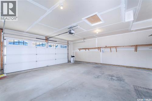 435 Pichler Crescent, Saskatoon, SK - Indoor Photo Showing Garage
