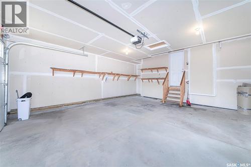 435 Pichler Crescent, Saskatoon, SK - Indoor Photo Showing Garage