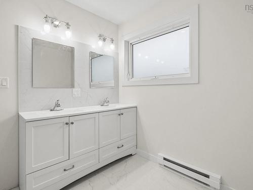 183 Moore Road, Antrim, NS - Indoor Photo Showing Bathroom