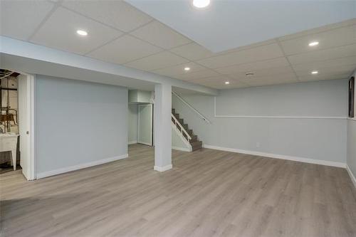243 Antrim Rd, Winnipeg, MB - Indoor