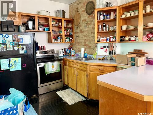 2130 Rae Street, Regina, SK - Indoor