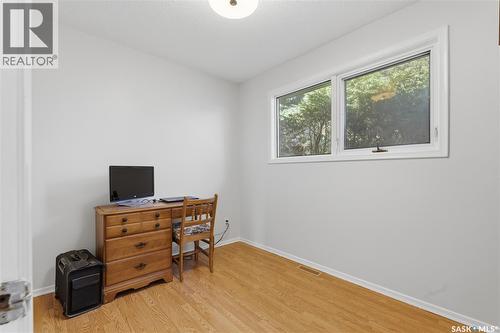 215 Margaret Street, Bulyea, SK - Indoor