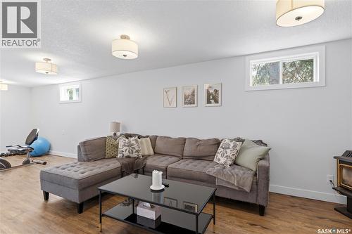 215 Margaret Street, Bulyea, SK - Indoor Photo Showing Living Room