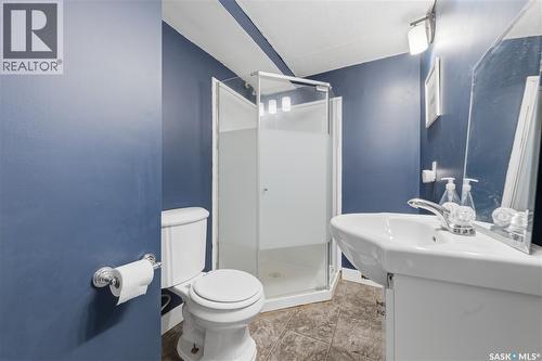 215 Margaret Street, Bulyea, SK - Indoor Photo Showing Bathroom
