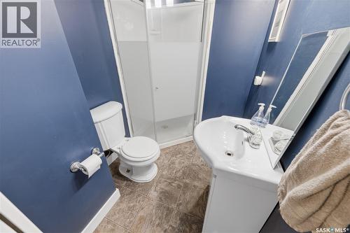 215 Margaret Street, Bulyea, SK - Indoor Photo Showing Bathroom