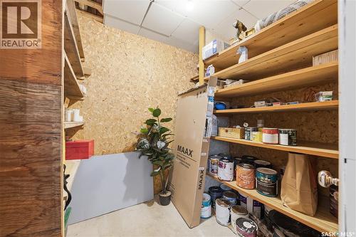 215 Margaret Street, Bulyea, SK - Indoor