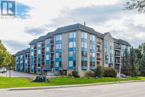 104 - 85 WELLINGTON STREET W  Aurora, ON L4G 2P2