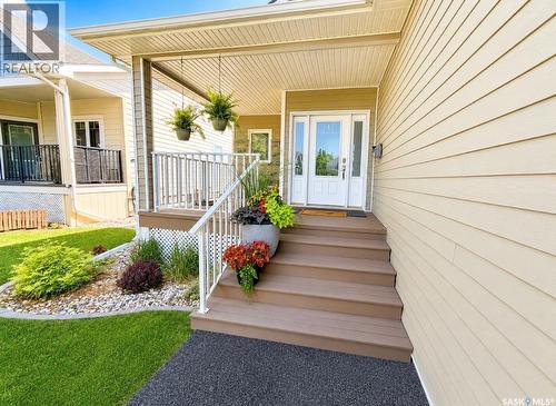 34 533 4Th Avenue Ne, Swift Current, SK - Outdoor With Deck Patio Veranda