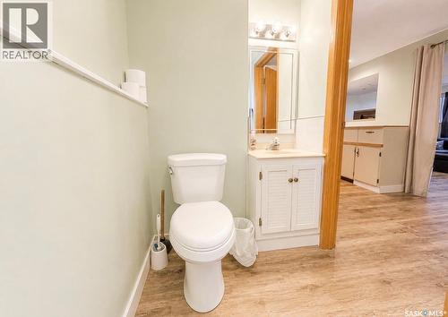 325 Aspen Drive, Swift Current, SK - Indoor Photo Showing Bathroom