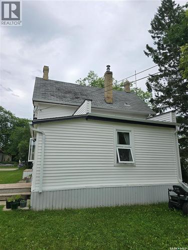328 6Th Avenue, Broadview, SK - Outdoor