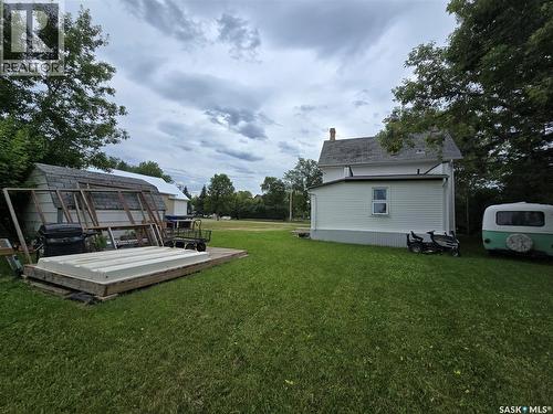 328 6Th Avenue, Broadview, SK - Outdoor
