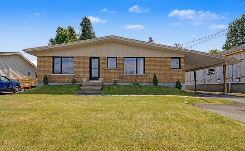 86 Rue De Lorimier  Saint-Jean-Sur-Richelieu, QC J3B 3T3