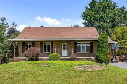 79 Rue Mailloux  Saint-Jean-Sur-Richelieu, QC J2W 1S1