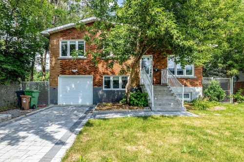 11 5e Avenue N.  Montréal (Pierrefonds-Roxboro), QC H8Y 2T3