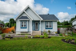 921 Rue Principale  Prévost, QC J0R 1T0