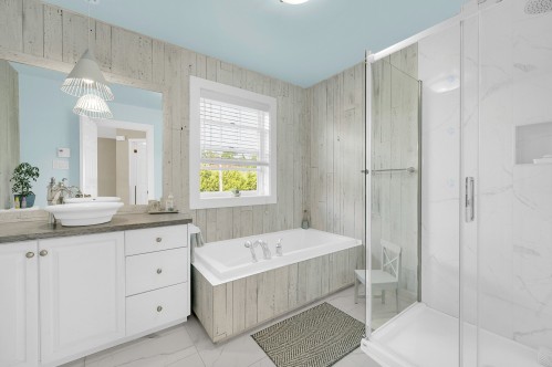 Salle de bains - 921 Rue Principale, Prévost, QC - Indoor Photo Showing Bathroom