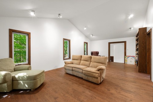 Living Room - 1337 Rue Du Continental, Val-David, QC - Indoor Photo Showing Living Room