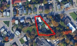 107  - 111 Rue Blainville E.  Sainte-Thérèse, QC J7C 1M1