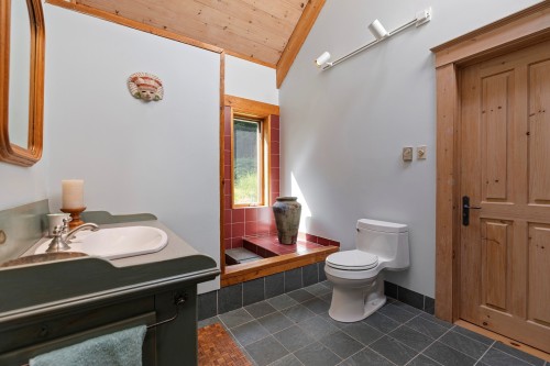 Salle de bains - 19 Ch. Price, Lac-Brome, QC - Indoor Photo Showing Bathroom