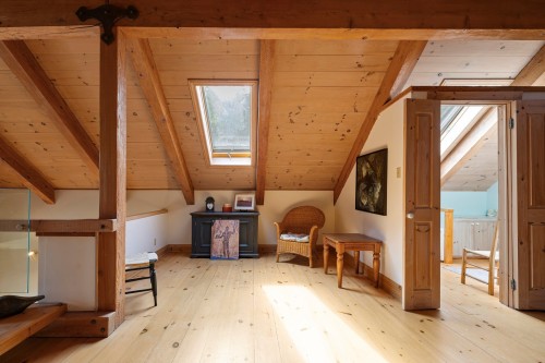 Boudoir - 19 Ch. Price, Lac-Brome, QC - Indoor Photo Showing Other Room