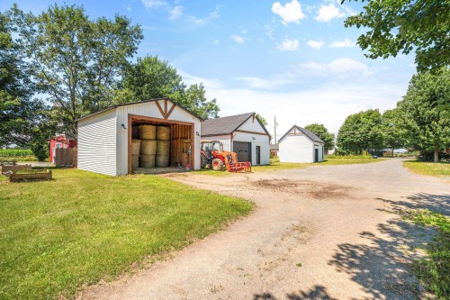 Garage - 138 Ch. Viens, Saint-Alphonse-De-Granby, QC - Outdoor