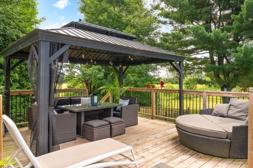 Extérieur - 138 Ch. Viens, Saint-Alphonse-De-Granby, QC - Outdoor With Deck Patio Veranda With Exterior