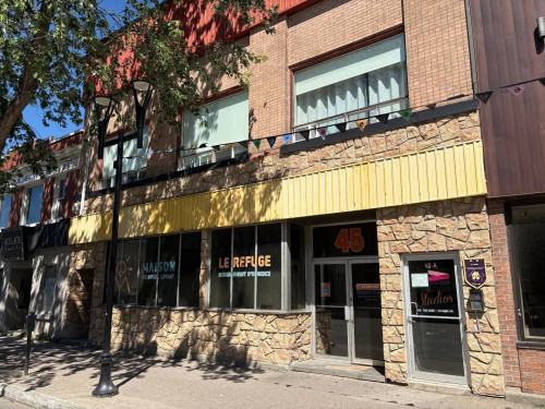 Front of Structure - 45 Rue Perreault E., Rouyn-Noranda, QC - Outdoor