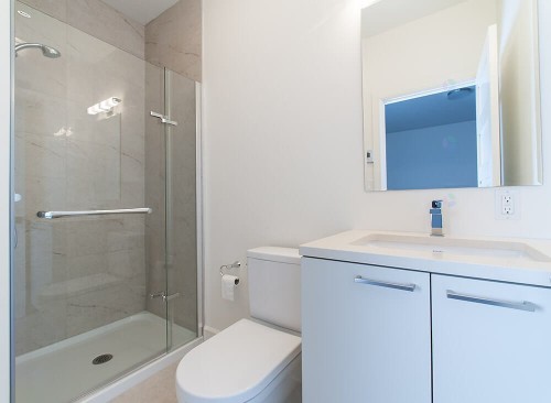 Bathroom - 319 Ch. Du Golf, Montréal (Verdun/Île-Des-Soeurs), QC - Indoor Photo Showing Bathroom