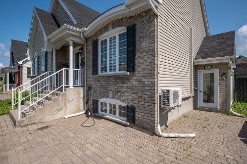 Front of Structure - 11417 Rue Maisonneuve, Mirabel, QC - Outdoor