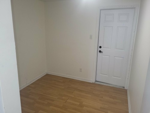 Bedroom - 140B Av. George-V, Dorval, QC - Indoor Photo Showing Other Room