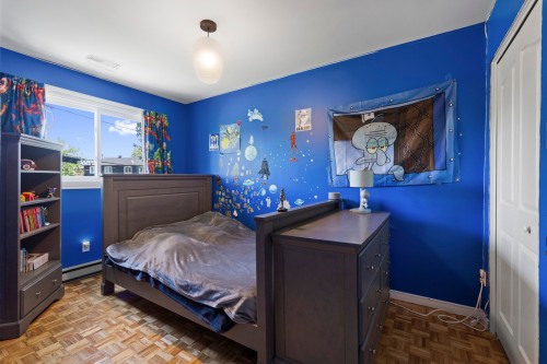 Chambre à coucher - 4562 Rue Lake, Dollard-Des-Ormeaux, QC - Indoor Photo Showing Bedroom