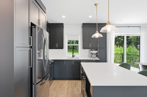 Cuisine - 932 Rue Lanoie, Upton, QC - Indoor Photo Showing Kitchen With Upgraded Kitchen