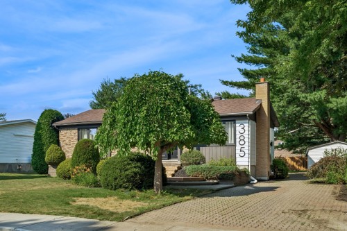 Façade - 385 Rue Auger, Beloeil, QC - Outdoor