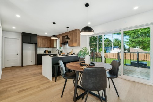 Salle à manger - 385 Rue Auger, Beloeil, QC - Indoor