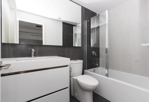 Bathroom - 2104-628 Rue St-Jacques, Montréal (Ville-Marie), QC - Indoor Photo Showing Bathroom