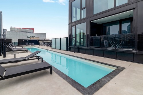 Piscine - 5106-1245 Rue De Bleury, Montréal (Ville-Marie), QC - Outdoor With In Ground Pool