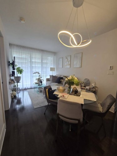 422 365 Rue St Andre — photo 1