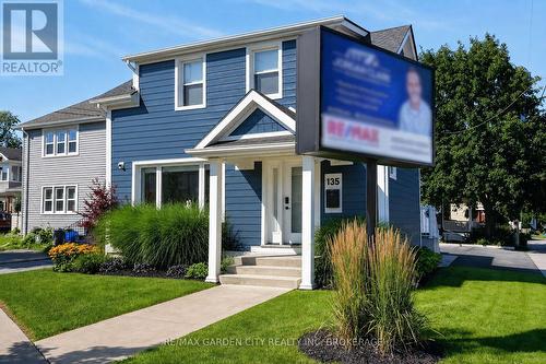 135 LAKE STREET  St. Catharines (Downtown), ON L2R 5Y2