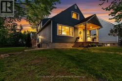 409 BLAKE BOULEVARD  Ottawa, ON K1L 6L1