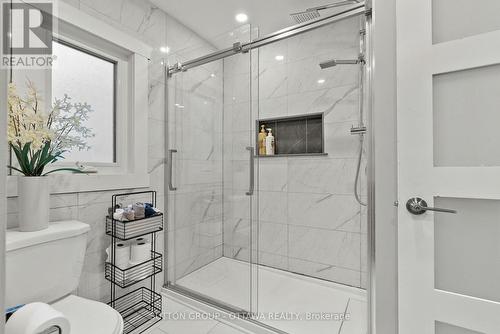 409 Blake Boulevard, Ottawa, ON - Indoor Photo Showing Bathroom