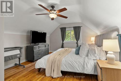 409 Blake Boulevard, Ottawa, ON - Indoor Photo Showing Bedroom