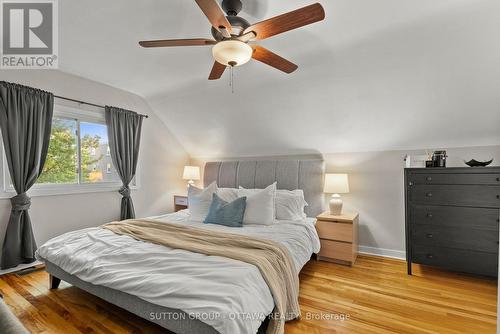 409 Blake Boulevard, Ottawa, ON - Indoor Photo Showing Bedroom