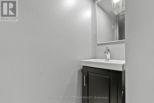 409 Blake Boulevard, Ottawa, ON - 