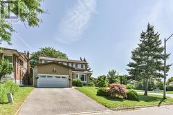 2381 LYFORD LANE  Burlington, ON L7P 3Y8