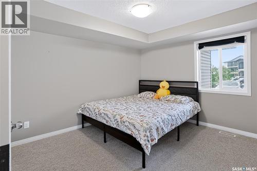 113 125 Willis Crescent, Saskatoon, SK - Indoor Photo Showing Bedroom